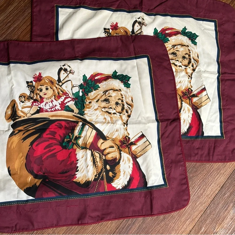 Two vintage Christmas pillow shams 29” X 24” Clean!‎ Santa With Sack